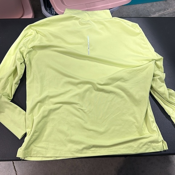 Nike yellow / green long sleeve performance shirt size large - Picture 6 of 8